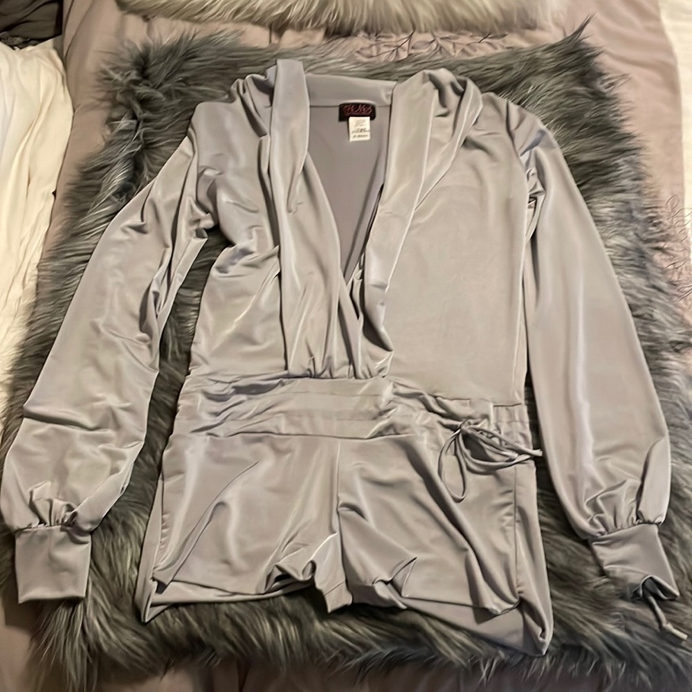 Hot Miami Styles Romper Medium